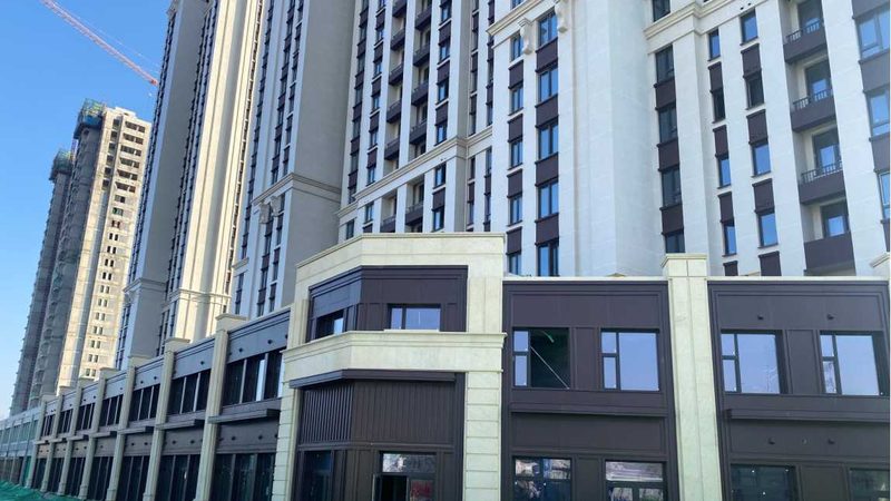 门窗五金件安装师傅：他们的评价如何影响门窗质量？**