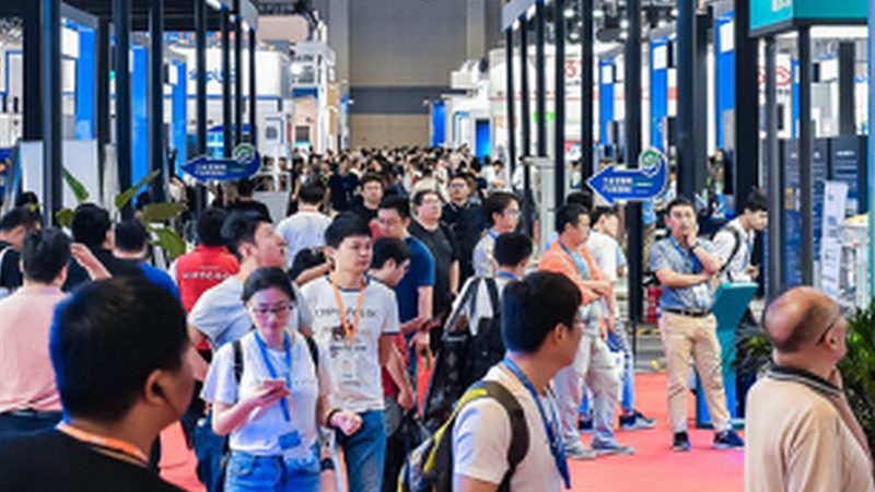 断桥铝门窗与塑钢门窗回收价格差异解析
