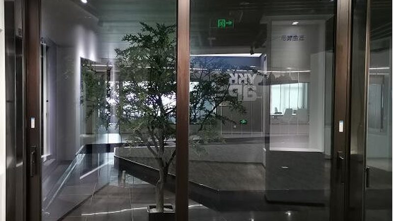 窗户安装是一个较为复杂的工程，需要了解以下流程：